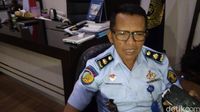 Napi Ngamuk, Wartel Mahal dan Selundup Ponsel di Lapas Cirebon