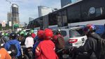Foto: Macet Pancoran-Kuningan, Jalan Gatsu Bak Lautan Kendaraan