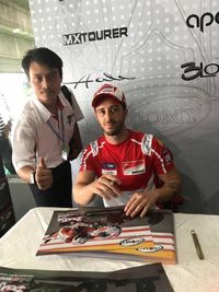 Bersama pebalap Ducati Andrea Dovizioso
