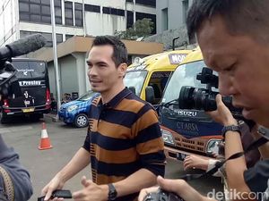Cemburu dengan Ahmad Dhani, Atalarik Syah Ingin Kasusnya Cepat Diproses