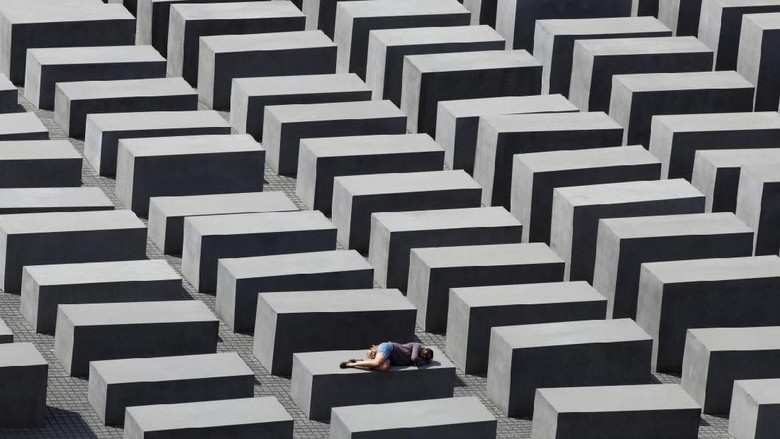 Monumen Holocaust Memorial Berlin Jerman