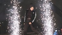 Tantri Kotak tampil berbeda dengan mengenakan hijab. Foto: Tantri Kotak (Instagram)