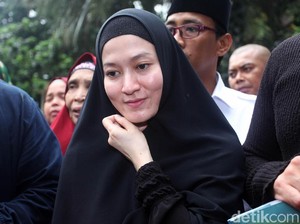 Tersangka Kasus ITE Lyra Virna Dilimpahkan ke Kejaksaan