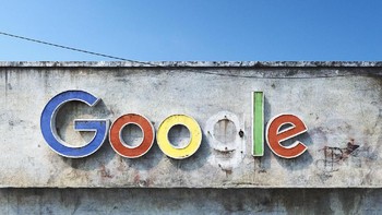 Mungkin begini logo Google jika bangkrut.  (Foto: Andrei Lacatusu)