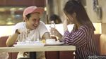Mesra! Adipati dan Vanesha Prescilla Suap-suapan