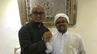 Habib Rizieq Syihab memberi imbauan terkait Pilpres 2019. Rizieq meminta 4 partai peserta pemilu, yaitu Gerindra, PKS, PAN, dan PBB berkoalisi. Imbauan Rizieq itu disampaikan Wasekjen Gerindra Andre Rosiade saat dia mengunjungi Rizieq di Mekah, Rabu 21 Maret 2018 malam waktu setempat.