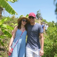 Merayakan pergantian tahun 2018 bersama di Bali, pasangan yang menjalani LDR atau hubungan jarak jauh ini tetap saling mengucap kata romantis di Instagram. I am always here for you. ❤️,” tulis Chelsea Islan. Foto: Instagram chelsea islan dan daffa wardhana