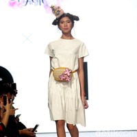 Fashion show karya delapan desainer lokal dengan mengangkat tema My Little Pony di Plaza Indonesia Fashion Week 2018, Jakarta. Rabu [21/3/2018]. [Foto: Mohammad Abduh/Wolipop]