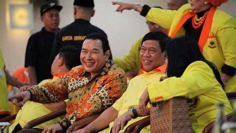 Tommy Soeharto Ungkit KKN, Parpol Pro Jokowi Menyerang Balik Tommy Soeharto Ungkit KKN, Parpol Pro Jokowi Menyerang Balik