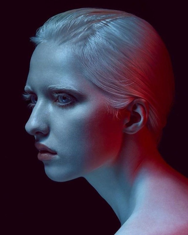 Namun, siapa sangka kelainan yang dimiliki gadis asal Rusia ini disebut unik dan membuatnya sukses menjadi model. Foto: Instagram