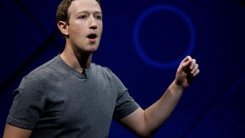Kini, pamornya pun semakin rusak dengan kasus penyalahgunaan data 50 juta pengguna Facebook oleh firma asal Inggris bernama Cambridge Analytica sebagai usaha pemenangan Donald Trump pada pemilihan presiden AS lalu. (Foto: Reuters)
