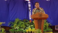 Kegigihan Kalteng dalam partisipasinya untuk Gerakan Stabilisasi Pangan Nasional ini cukup mendapat tempat di level nasional. Pada 2017 lalu, torehan Kalteng ini prestisius karena urutan 4 nasional. Penyerahan penghargaan diserahkan Menteri Perdagangan RI di Jakarta. Dok. Pemprov Kalteng.