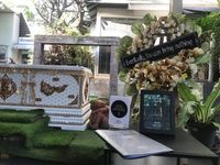 Hiii.. Kafe Tema Kematian Ini Hadirkan Peti Mati Sungguhan!