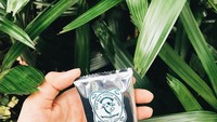 Sepertinya wanita dengan sapaan akrab Ayu ini suka ngemil ya! Ia jatuh cinta dengan biskuit buatan Jepang ini. Ayu menulis, Rasa kejunya manis tapi gurih, tapi crunchy, tapi ahhh begitulahh... Foto: Instagram ayudiac