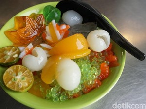 Slurpp! Ini 7 Es Legendaris Berumur Puluhan Tahun di Jakarta