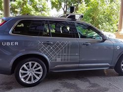Deretan Mobil Uber yang Bikin Kaget Penumpangnya