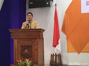Sandiaga: Ironis Masuk SMK Malah Nganggur, Harus Diubah