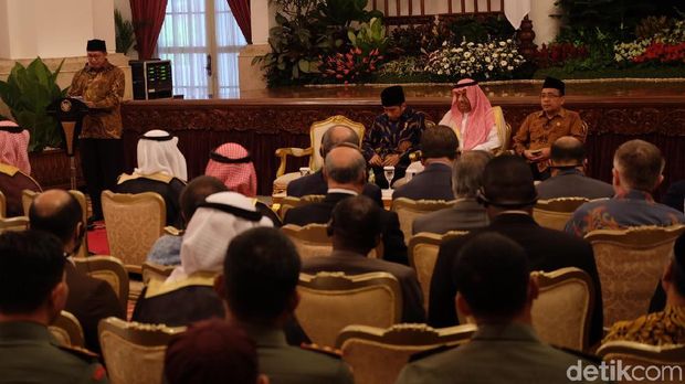 Jokowi Terima Kunjungan Pangeran Saudi dan Penghafal Alquran