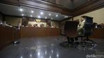 Novanto Bernyanyi Sebut Puan Hingga Pramono Terima Duit e-KTP
