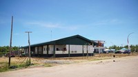 Menteri Susi mengungkapkan, masih ada beberapa fasilitas penunjang yang perlu ditambahkan sebelum SKPT Merauke diresmikan. Saat ini telah dibangun kantor layanan, cold storage, ice flake machine, Tempat Pelelangan Ikan (TPI), dermaga, dan fasilitas air bersih. Dok. Kementerian KKP.