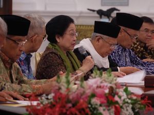 Menanti Penjelasan Pemerintah Soal Gaji Fantastis Megawati dkk