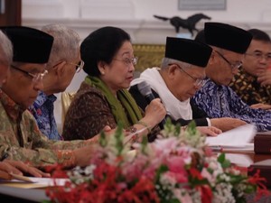 Menanti Penjelasan Pemerintah Soal Gaji Fantastis Megawati dkk