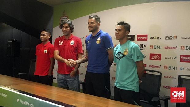 Persija Jakarta dua kali mengalahkan Bhayangkara FC di Liga 2017.