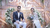 Konsep pernikahan keduanya terbilang sangat santai dan intim. Foto: Hanif Hawari