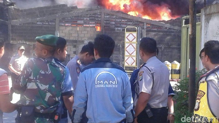 Tidak Ada Korban Jiwa Akibat Kebakaran Pabrik di Tangerang