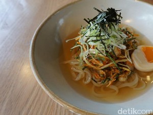 Okuzono : Nikmatnya Ebi Kakiage Udon dan Pirikara Tofu di Resto ala Izakaya