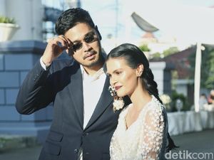 Kelahiran Anak Pertama Jadi Kado Natal Petra Sihombing dan Istri