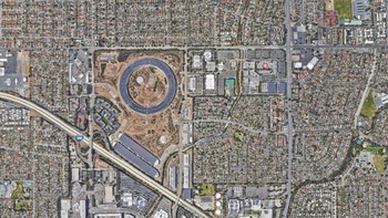 Markas Apple juga selamat dari banjir. Foto: Google Earth via Business Insider