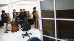 Foto: PT KH Digeledah Polisi Terkait Kasus Perdagangan Orang