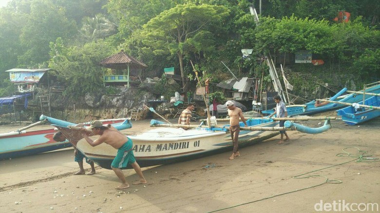 Gelombang Sudah Normal, Nelayan Gunungkidul Siap Melaut Besok Gelombang Sudah Normal, Nelayan Gunungkidul Siap Melaut Besok