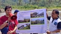 Pembina Yayasan Kereta Anak Bangsa (YKAB) Aditya Dwi Laksana mengatakan pada zamannya kereta Banjar-Pangandaran- Cijulang dibangun untuk mengangkut hasil pertanian dan perkebunan seperti padi, kopra, coklat, kopi hingga karet (Tri Ispranoto/detikTravel)