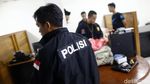 Foto: PT KH Digeledah Polisi Terkait Kasus Perdagangan Orang