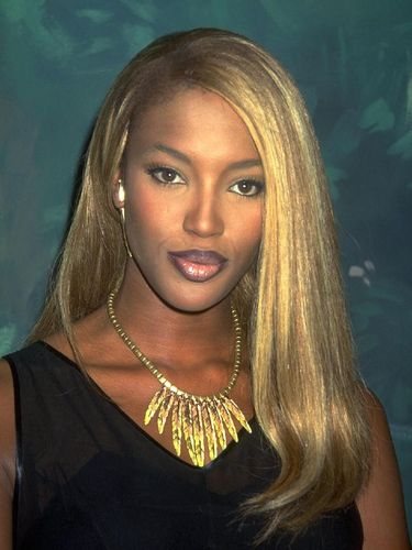 Naomi Campbell di era 1990-an.