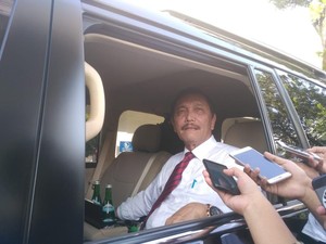 Luhut Beberkan Alasan Jokowi Tak Larang Mudik Meski Corona Merebak