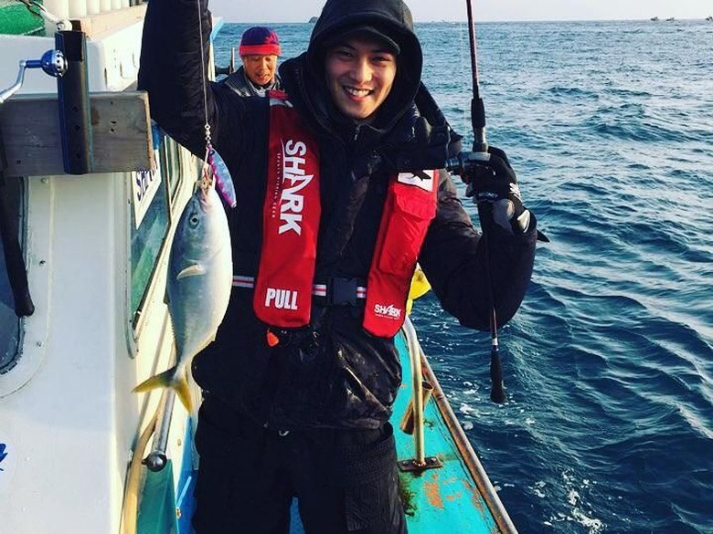 Jonghyun CNBLUE Jalani Wamil Hari Ini Jonghyun CNBLUE Jalani Wamil Hari Ini