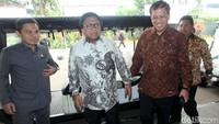 OSO menyambut Direktur Jenderal Pajak Kementerian Keuangan Robert Pakpahan.
