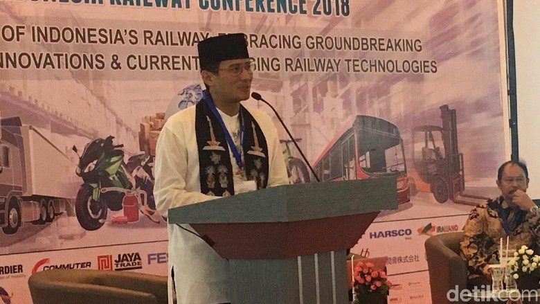 Sandi: Era Transportasi Umum Jakarta akan Berbasis Rel Sandi: Era Transportasi Umum Jakarta akan Berbasis Rel