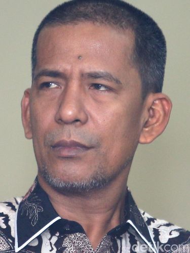 Nasib Prabowo-Sandiaga Diadili 4 Profesor Hukum dan 5 Hakim Senior