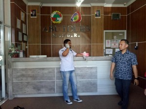 Polda Sulsel Sita Kantor Abu Tours