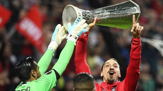 Zlatan Ibrahimovic sempat mengantar MU juara Liga Europa.