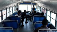 Pengunjung pameran juga bisa menaiki PPD Mercedes-Benz Superior Coach 1971 dan Mercedes-Benz Omnibus Hintere (OH) DAMRI Bandung beroperasi sampai 2015.