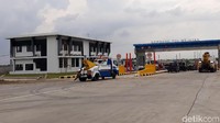 Sertifikat laik fungsi jalan tol sudah dikeluarkan oleh Direktorat Jenderal Perhubungan Darat Kementerian Perhubungan pada tanggal 5 Maret 2018. Sementara itu, sertifikat laik operasi dikeluarkan oleh Badan Pengatur Jalan Tol (BPJT) dengan tanggal 6 Maret 2018 lalu.