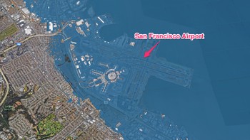 Di 2100, bandara ini tak luput dari terjangan air laut yang naik ke permukaan. Foto: Google Earth via Business Insider