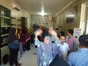 CEO Ditahan, Ratusan Jemaah Umrah Geruduk Abu Tours