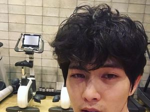 Video Ini Perlihatkan Lee Jonghyun Coba Pegang Bokong Yoona SNSD