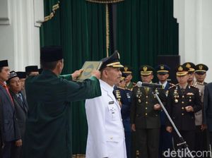 Gubernur Lantik Plt Bupati Subang Ganti Imas yang Ditahan KPK